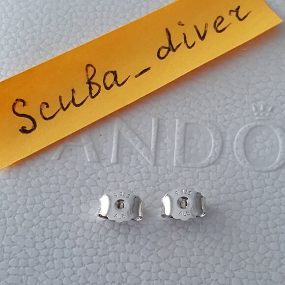 NEW Pandora Ladybird Ladybug Meadow Jacket Earrings Purple Enamel Cubic Zirconia - Picture 6 of 8